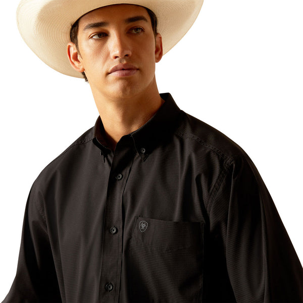 10048567 Ariat Men's 360 Airflow Classic Fit Long Sleeve Button Down Shirt - Black