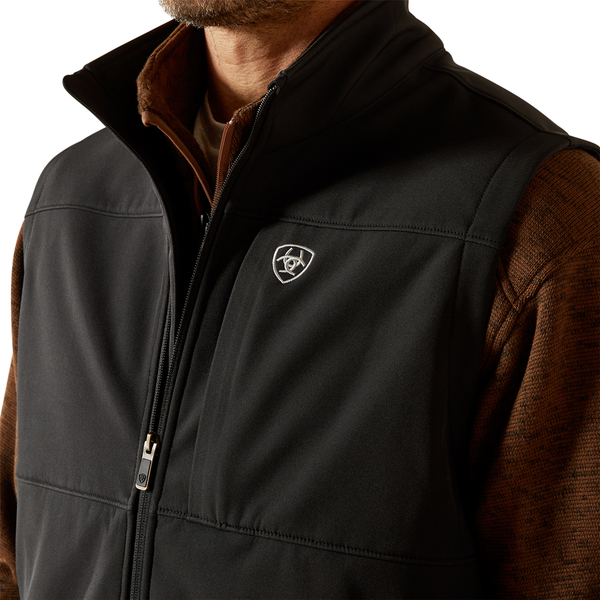 10062600 Ariat Men's Vernon Softshell Vest - Black