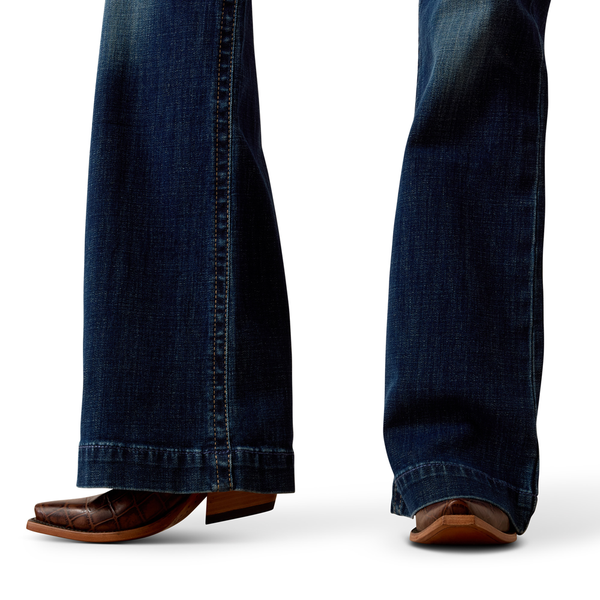 10074828 Ariat Women's Perfect Rise Kahlani Trouser Jeans - Berryessa