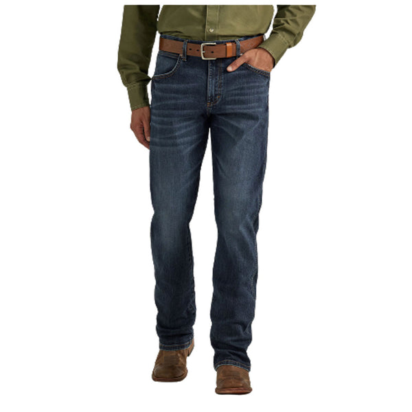 112338523 Wrangler Men's Retro Slim Boot Cut Jean - Elwick