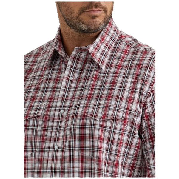 112346247 Wrangler Men's Wrinkle Resist Long Sleeve Classic Fit Snap Shirt - Syrah Red Plaid