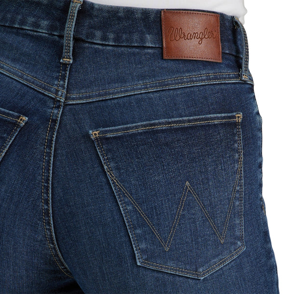 112359277 Wrangler Women's Bespoke High Rise Bootcut Jean - Lacey