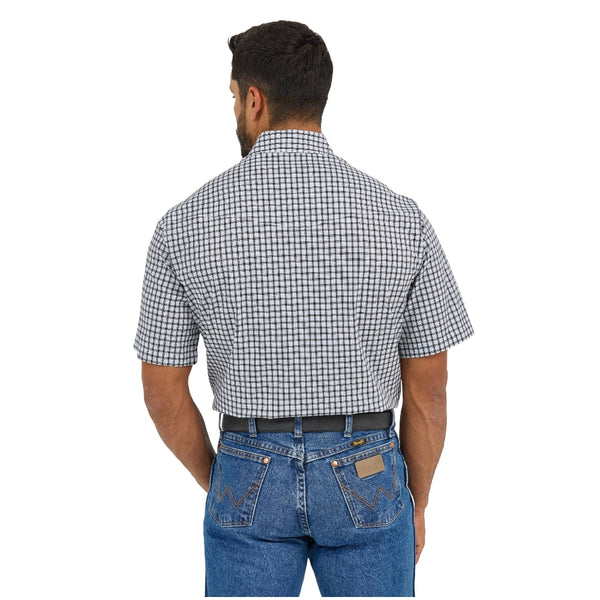 112365852 Wrangler Men's Classic Fit Wrinkle Resist Short Sleeve Snap Shirt - Black