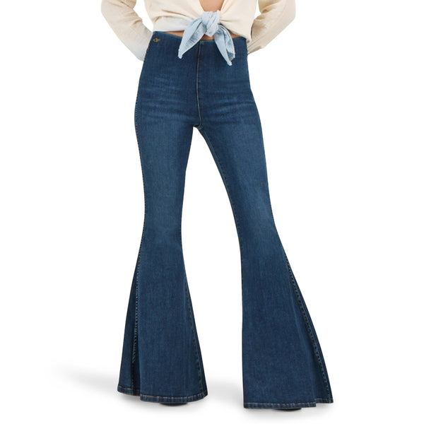 112368250 Wrangler X Lainey Wilson Women's Bell-Bottom Jean - Dark Wash