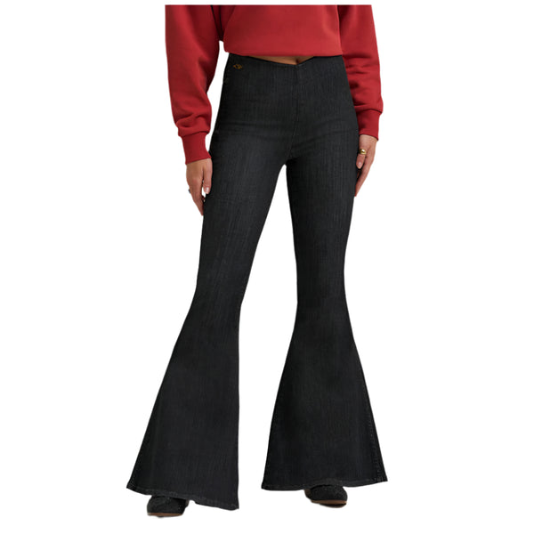 112370416 Wrangler X Women's Lainey Wilson Pull on Bell Jean - Washed Black