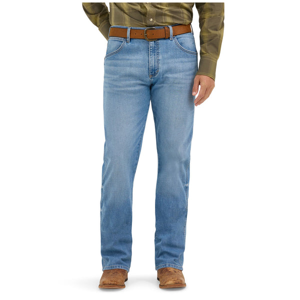 112370695 Wrangler Men's Retro Slim Boot Jean - Northbound