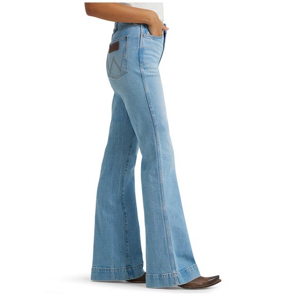 112375245 Wrangler Women's Retro® Bailey High Rise Trouser Stretch Jean - Kelsey