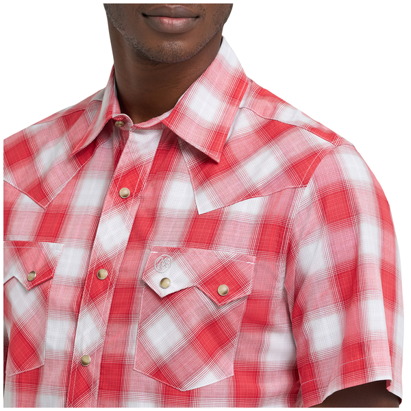 112378929 Wrangler Men's Retro Short Sleeve Modern Fit Snap Shirt - Cherry