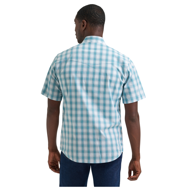 112379029 Wrangler Men's Wrinkle Resist Short Sleeve Snap Shirt - Pale Teal