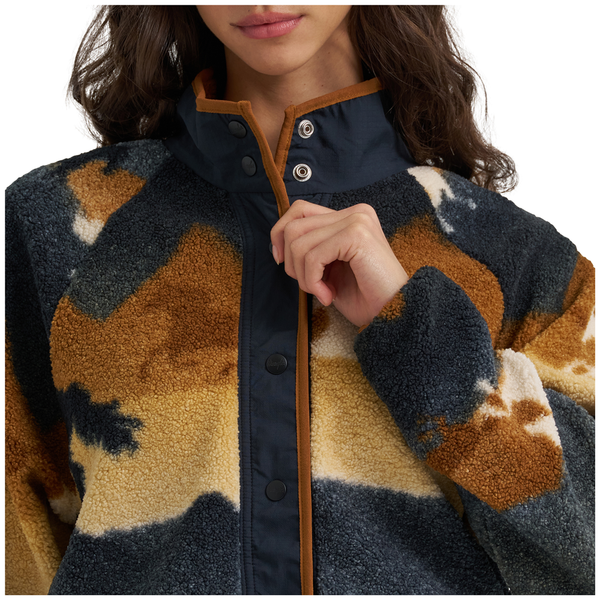112383035 Wrangler Women's Retro Hay Away Full Snap Jacket - Black