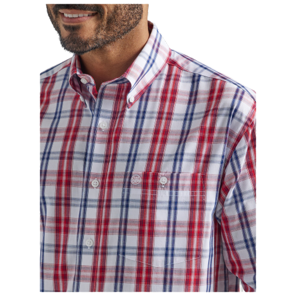 112324792 Wrangler Men's Relaxed Fit Button Down Long Sleeve Shirt Bl