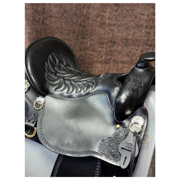 T60-611-9211-22 Tucker High Plains Trail Saddle 16.5 Inch Seat Wide Tree Black Chrome
