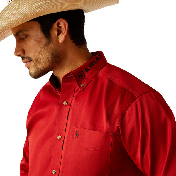 10048809 Ariat Men's Team Logo Twill Classic Fit Long Sleeve Buttondown Shirt - Red