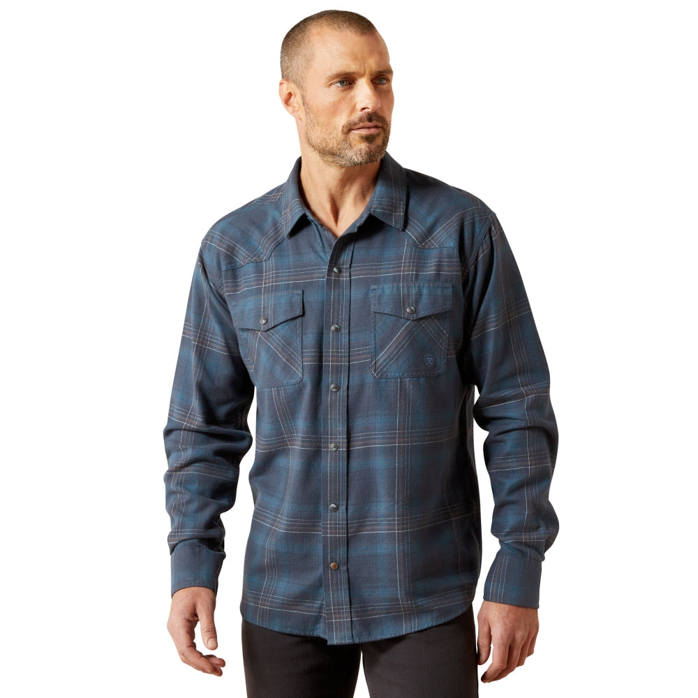 10065760 Ariat Men's Higgins Retro Fit Long Sleeve Snap Shirt - Navy