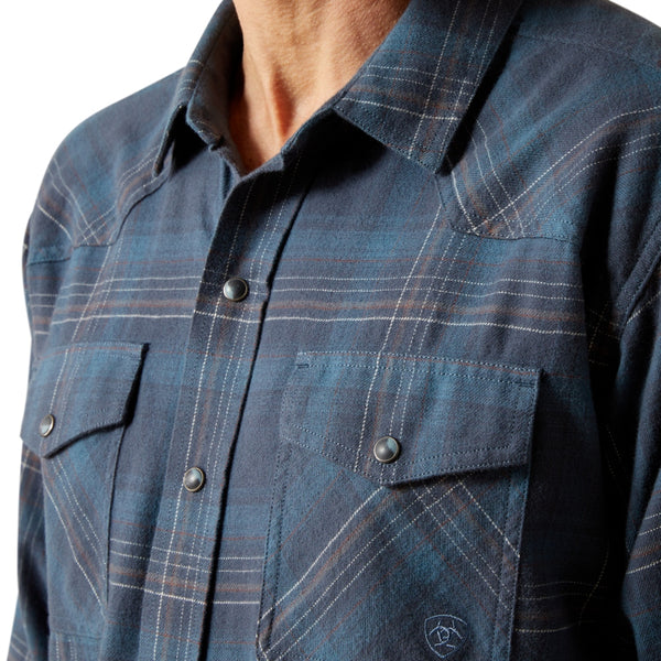 10065760 Ariat Men's Higgins Retro Fit Long Sleeve Snap Shirt - Navy