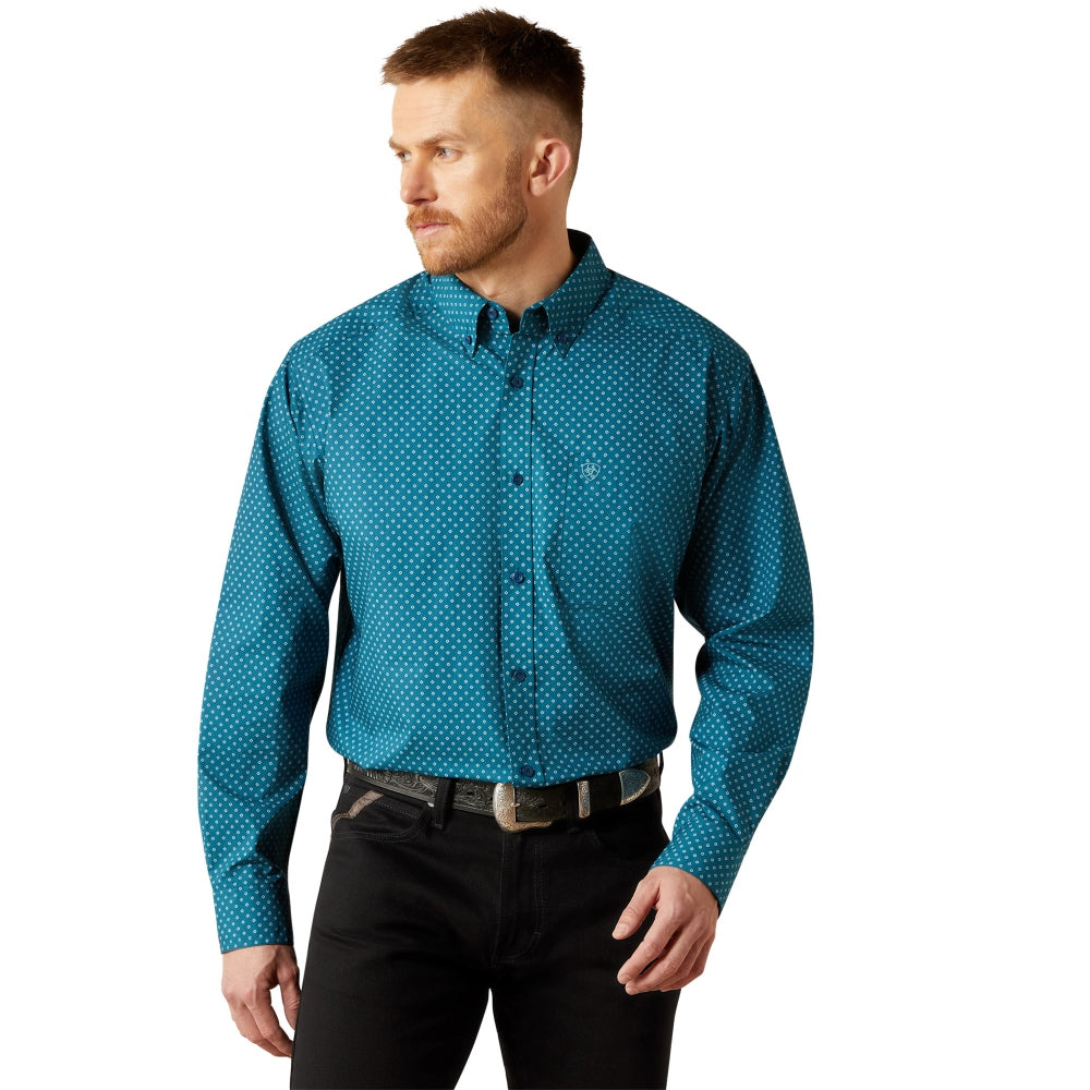 ariat dress shirts Men's Pro Series Team Houston Classic Fit Shirt Model is 61 wearing a size medium Ariat Women's Homestyle L/S Western