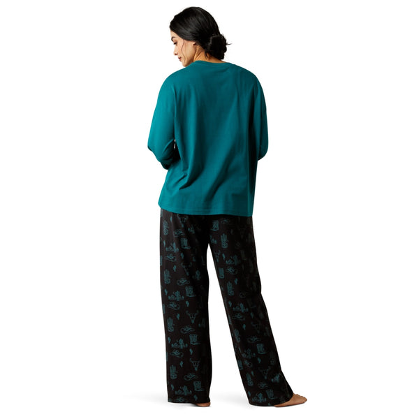 10065826 Ariat Women's Dreams Pajama Set - Deserted Print