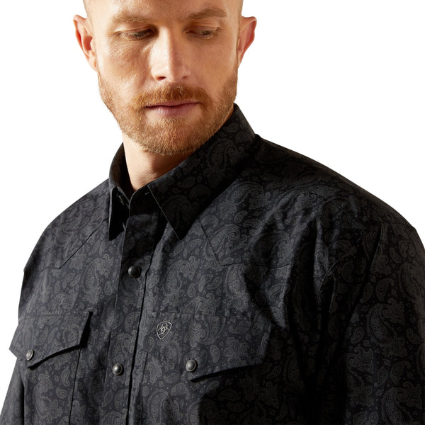 10065962 Ariat Men's Finnigan Long Sleeve Classic Fit Snap Shirt - Black Paisley