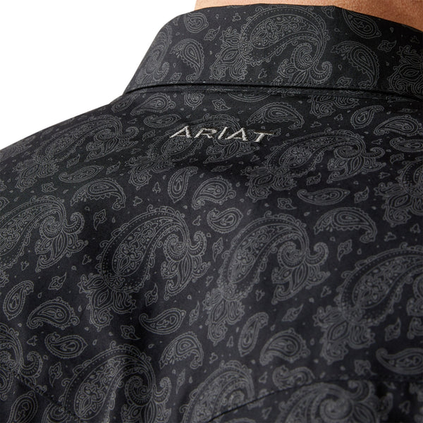 10065962 Ariat Men's Finnigan Long Sleeve Classic Fit Snap Shirt - Black Paisley