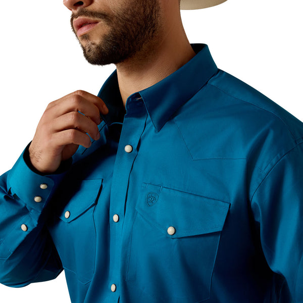 10071234 Ariat Men's Lightweight Twill Classic Fit Long Sleeve Snap Shirt - Seaport