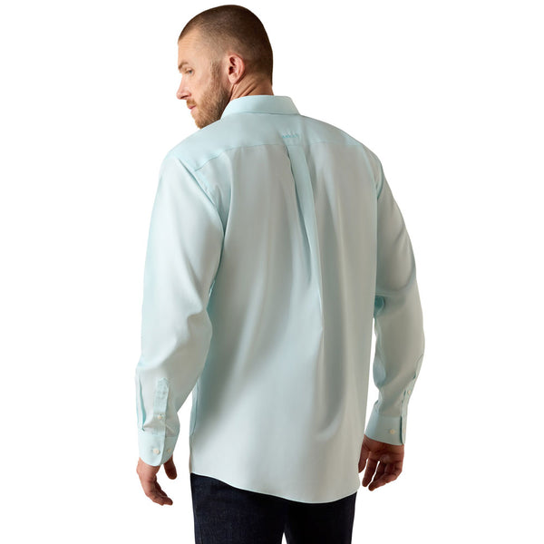 10071537 Ariat Men's Wrinkle Free Solid Pinpoint Oxford Classic Fit Long Sleeve Button Down Shirt - Angel Blue