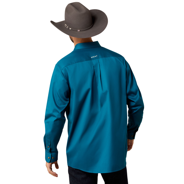 10079357 Ariat Men's Team Logo Twill Classic Fit Long Sleeve Buttondown Shirt - Lyons Blue/Mint