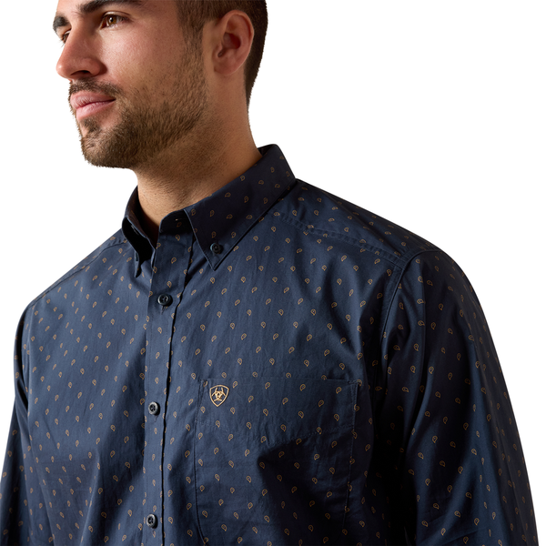 10079533 Ariat Men's Canyon Classic Fit Long Sleeve Buttondown Shirt - Blue Night Foulard Print