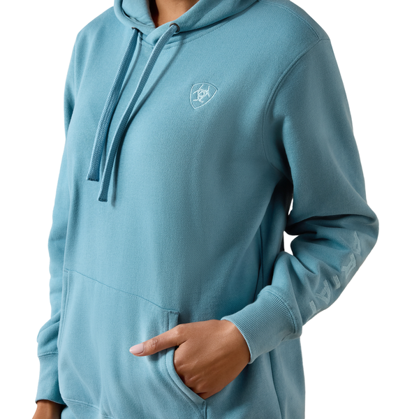10079565 Ariat Women's Logo 2.0 Hoodie - Adriatic Blue