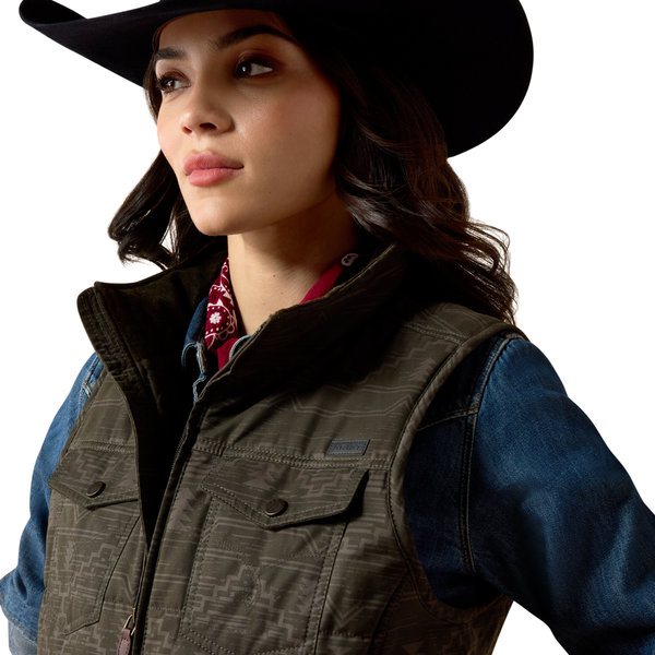 10079576 Ariat Women's Grizzly Quilted Vest - Belluga Rockwell Print