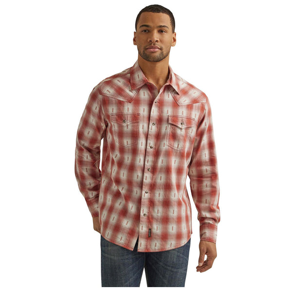 112344563 Wrangler Men's Retro Modern Fit Premium Long Sleeve Snap Shirt - Rust