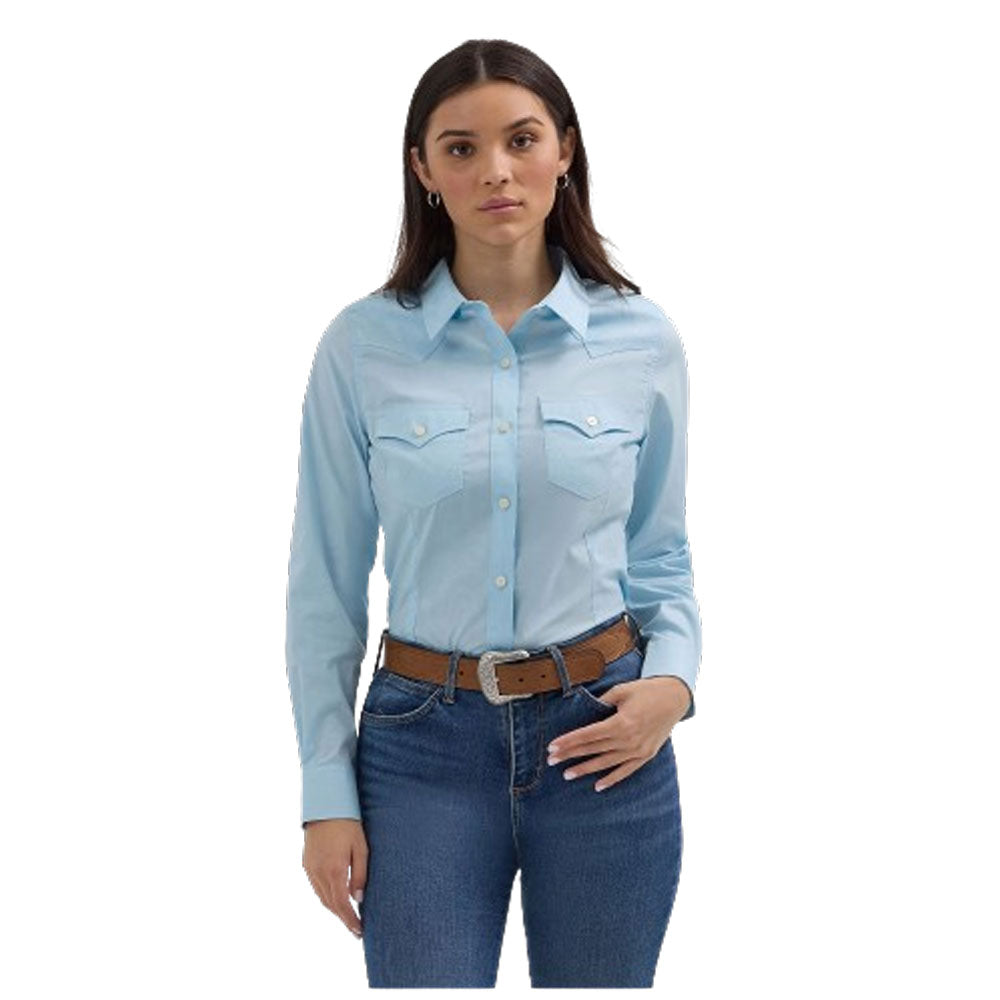112358015 Wrangler Women's Retro Long Sleeve Solid Western Shirt