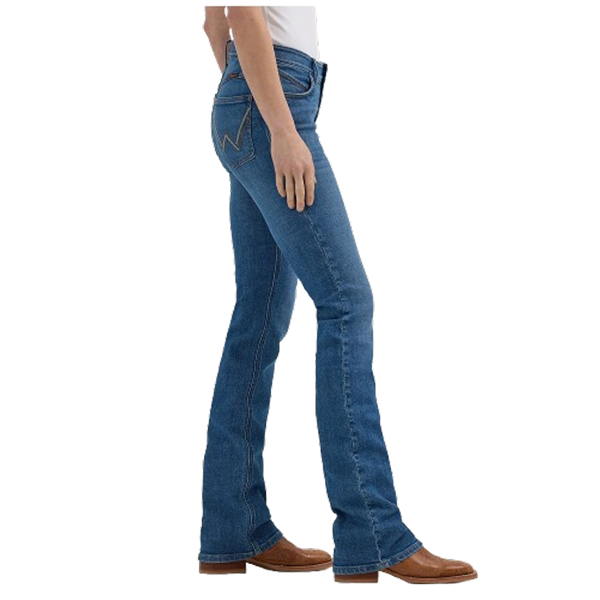 112364571 Wrangler Women's The Ultimate Riding Jean Mid Rise Willow Bootcut - Aubree
