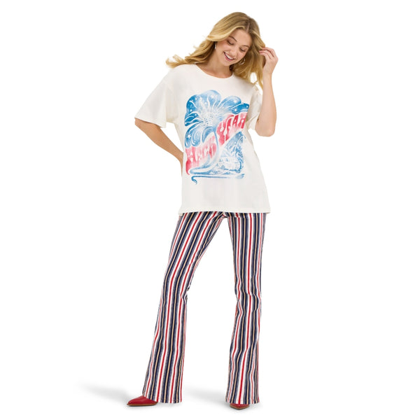 112368283 Wrangler® X Lainey Wilson Women's Short Sleeve Graphic T-Shirt - Snow White