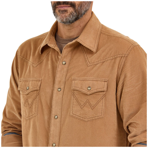 112369587 Wrangler Men's Retro Modern Fit Long Sleeve Snap Shirt - Brown