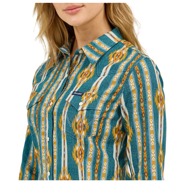 112371688 Wrangler Women's Retro Americana Long Sleeve Western Snap Shirt - Blue