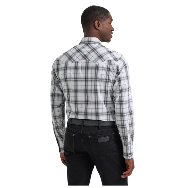 112378874 Wrangler Men's Retro Modern Fit Long Sleeve Snap Shirt - Black/White