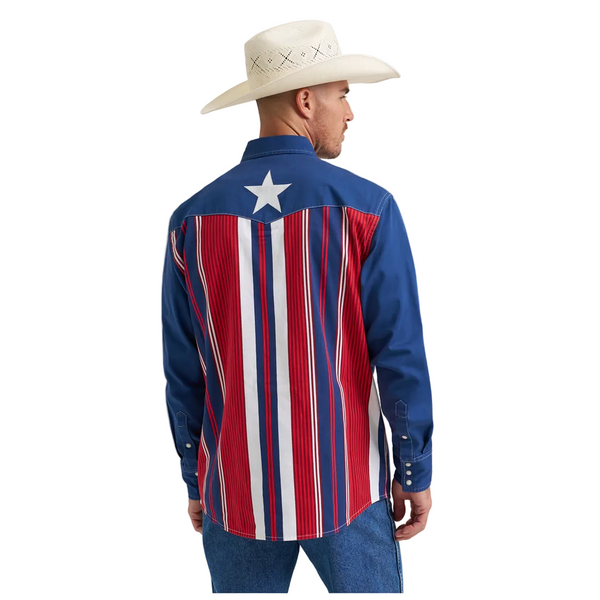 112381499 Wrangler Men's Classic Fit Vintage Inspired Brushpopper Long Sleeve Shirt - Americana Bold Striped