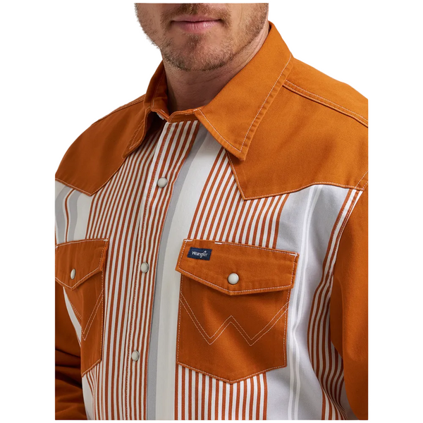 112381500 Wrangler Men's Classic Fit Vintage Inspired Brushpopper Long Sleeve Shirt - Texas Lone Star Orange Stripe
