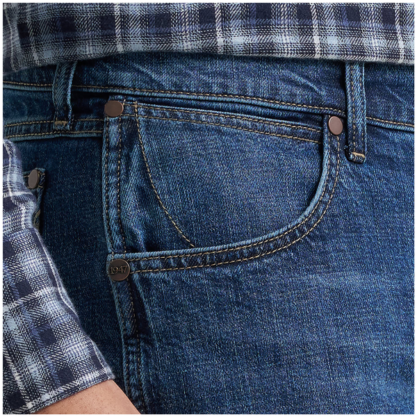 112381600 Wrangler Men's Retro Slim Boot Jean - Lexford