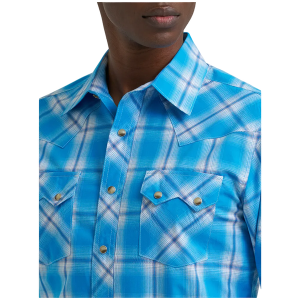 112381875 Wrangler Retro Modern Fit Long Sleeve Western Snap Shirt - Blue Plaid