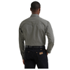 112381996 Wrangler Men's Brushpopper Classic Fit Long Sleeve Snap Shirt - Black & Grey