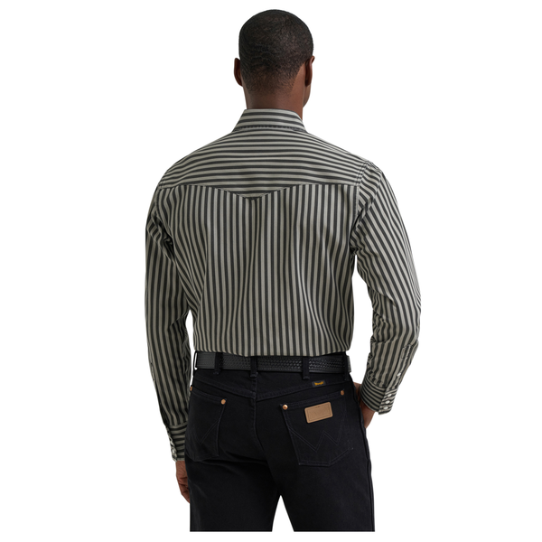 112381996 Wrangler Men's Brushpopper Classic Fit Long Sleeve Snap Shirt - Black & Grey