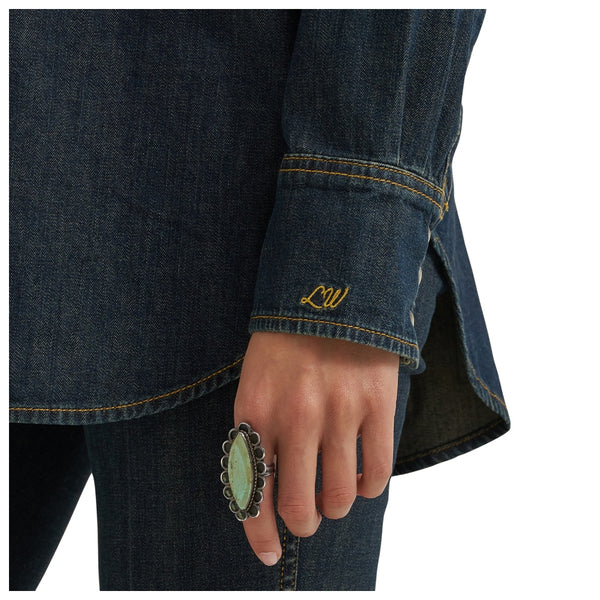 112382838 Wrangler X Lainey Wilson Women's Boyfriend Denim Top - Sandrider