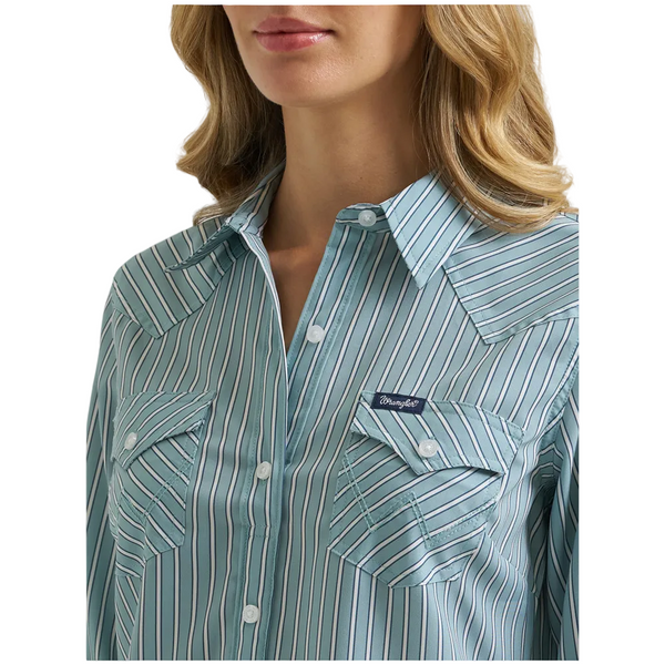 112385442 Wrangler Women's Performance Aria Long Sleeve Western Shirt - Green Stripe