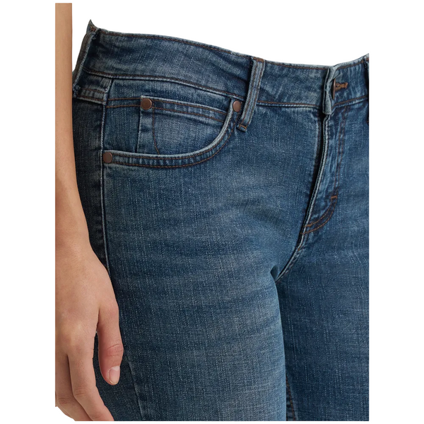 112385605 Wrangler Women's Retro Mae Mid Rise Bootcut Jean - Adelyn