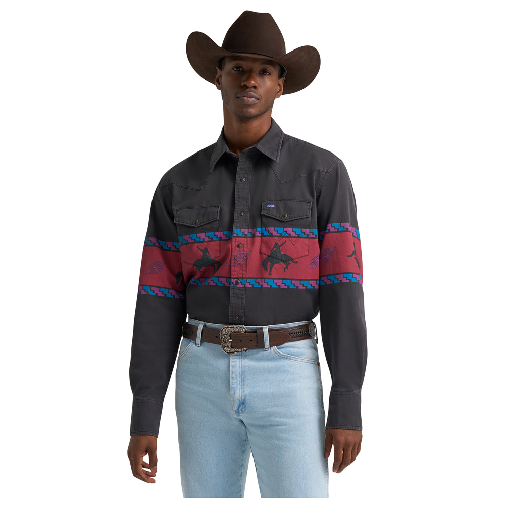 112385790 Wrangler Men's Classic Fit Vintage Inspired Long Sleeve Shirt - Black
