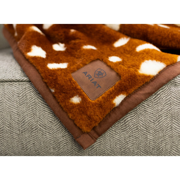 AR3874 Ariat Snuggle Throw Blanket - Antelope
