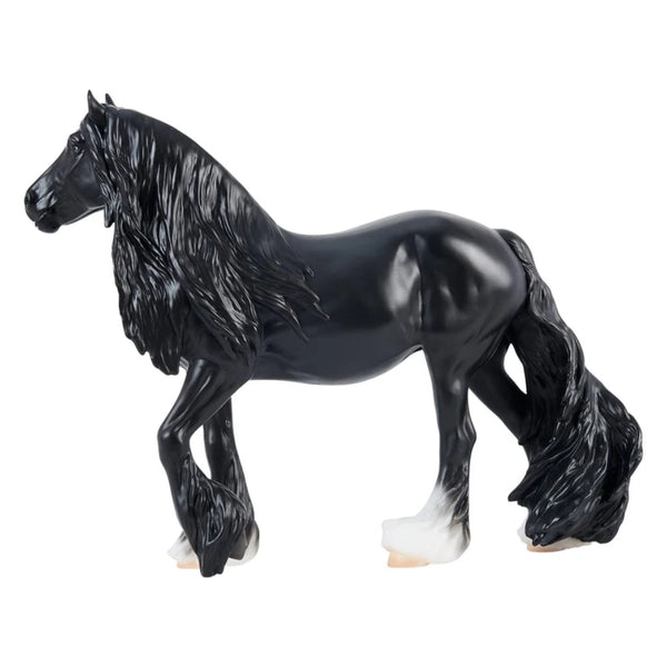 B-TR-10717 Breyer Horse Traditional GG Kiss Me Kate Gypsy Vanner