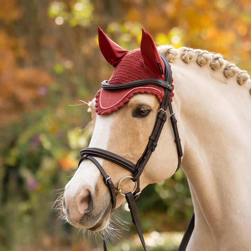 IT09171 LeMieux Classic Fly Hood Veil Bonnet Lycra Ears - Russet