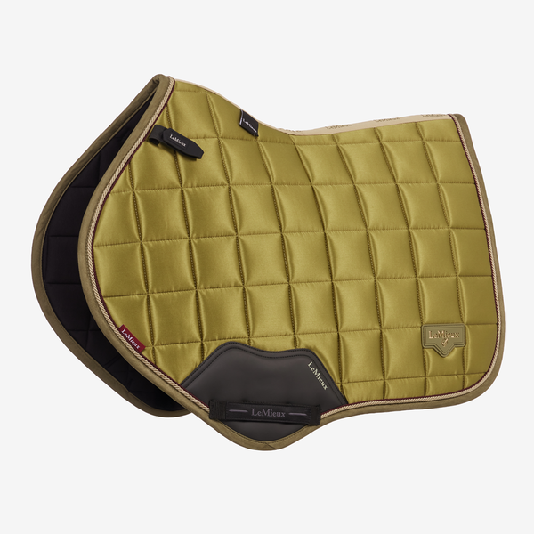 IT09177 LeMieux Loire Classic Satin Close Contact Square English Saddle Pad - Gooseberry